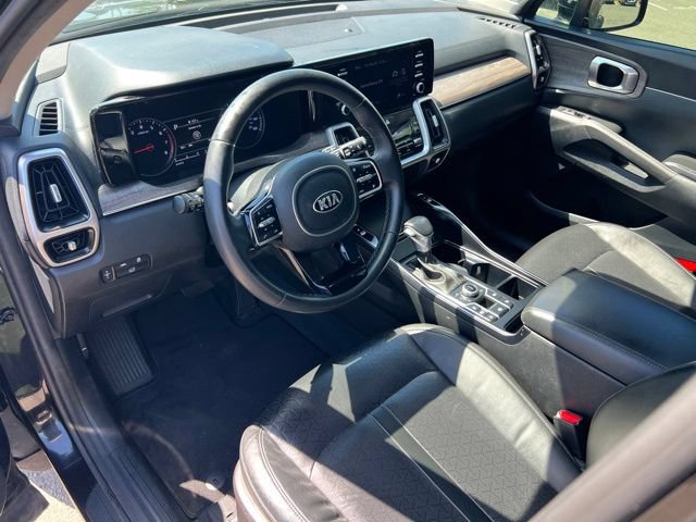 Used 2021 Kia Sorento EX w/ Panoramic Sunroof Package AWD/4WD image 13