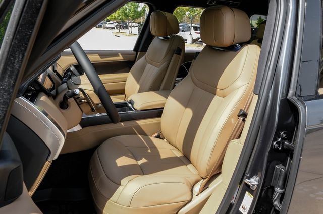 New 2026 Land Rover Range Rover SE AWD/4WD image 40