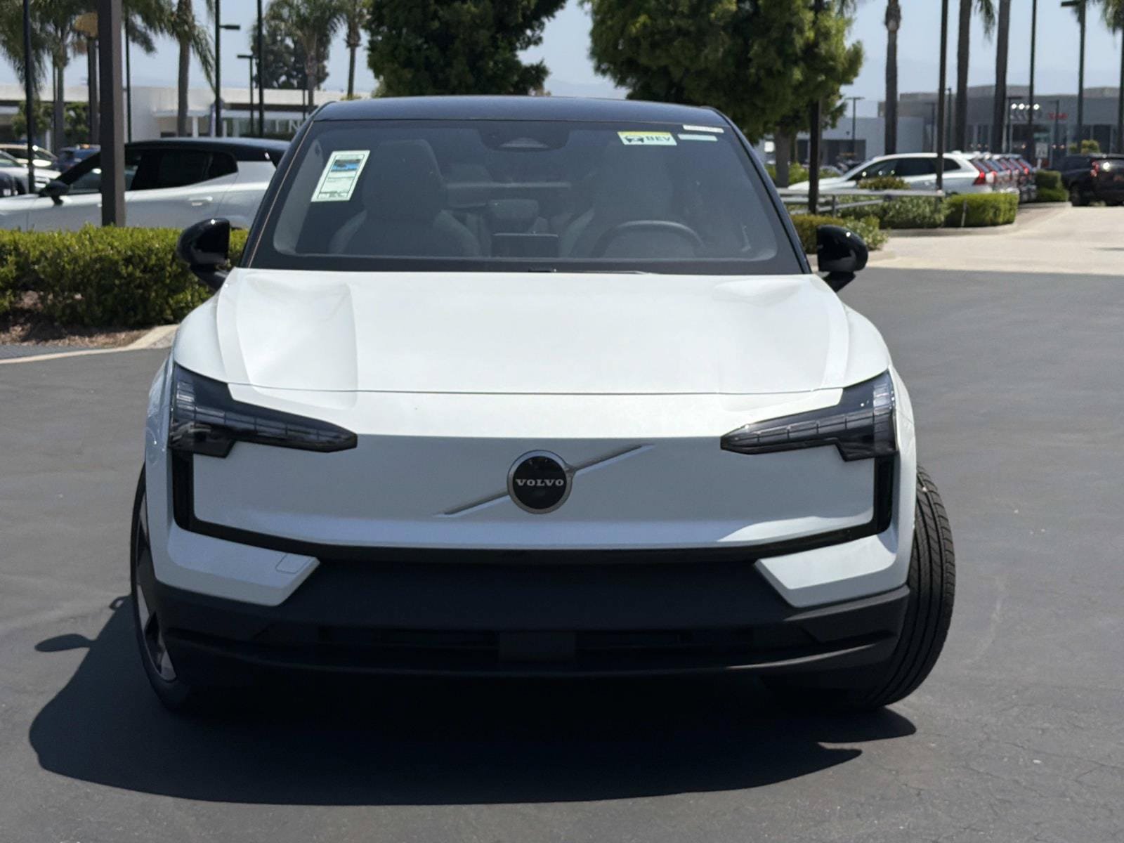 New 2026 Volvo EX30 Ultra AWD/4WD image 2