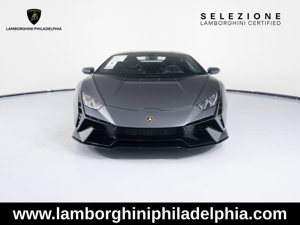 Used 2023 Lamborghini Huracan Tecnica RWD image 2