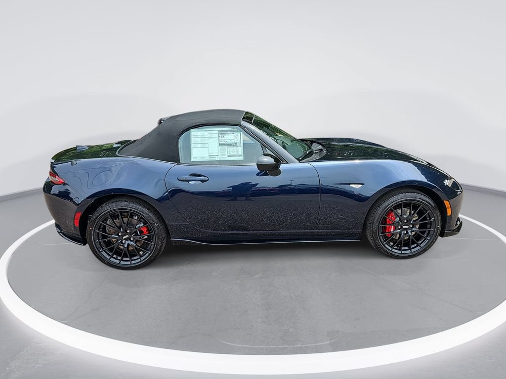 New 2026 MAZDA MX-5 Miata Club w/ Interior Package RWD image 4