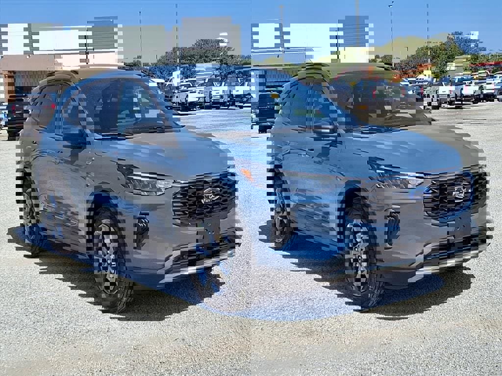 New 2026 Ford Escape ST-Line w/ Tech Pack #1 image 3