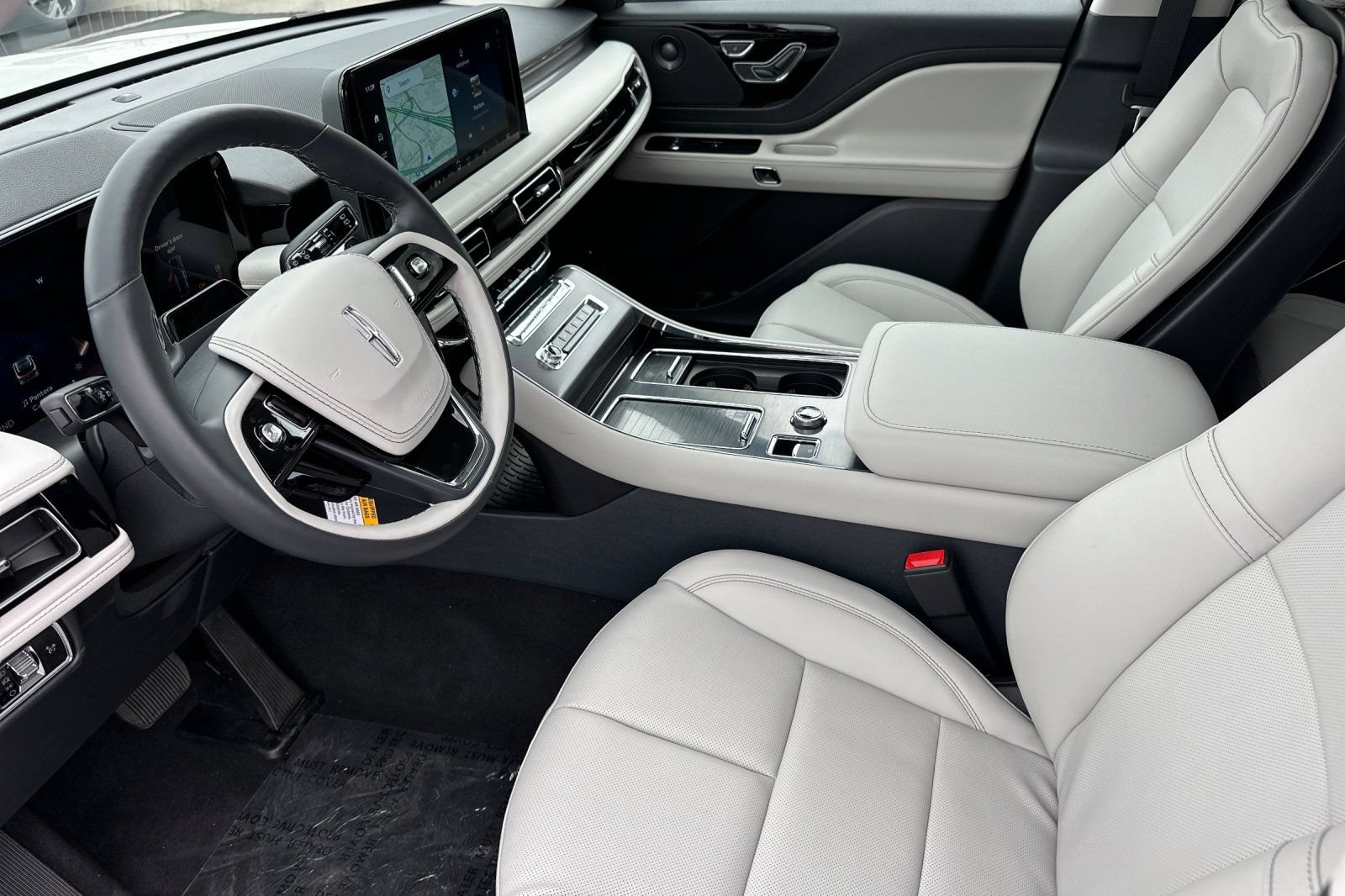 New 2026 Lincoln Aviator 2WD image 9