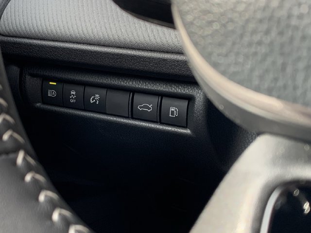 Used 2026 Toyota Camry SE w/ Convenience Package FWD image 15