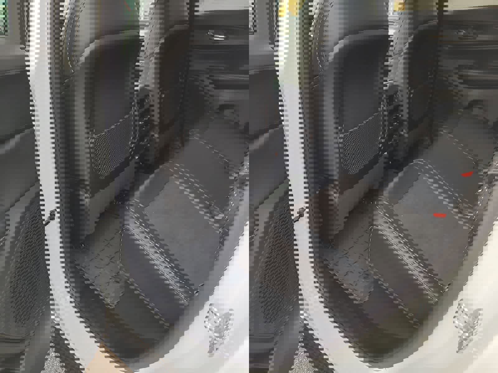 New 2025 Jeep Grand Cherokee Altitude image 20