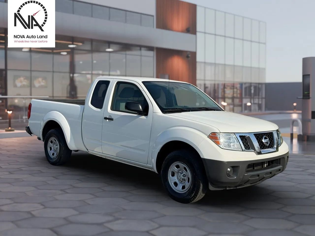 Used 2017 Nissan Frontier S image 2