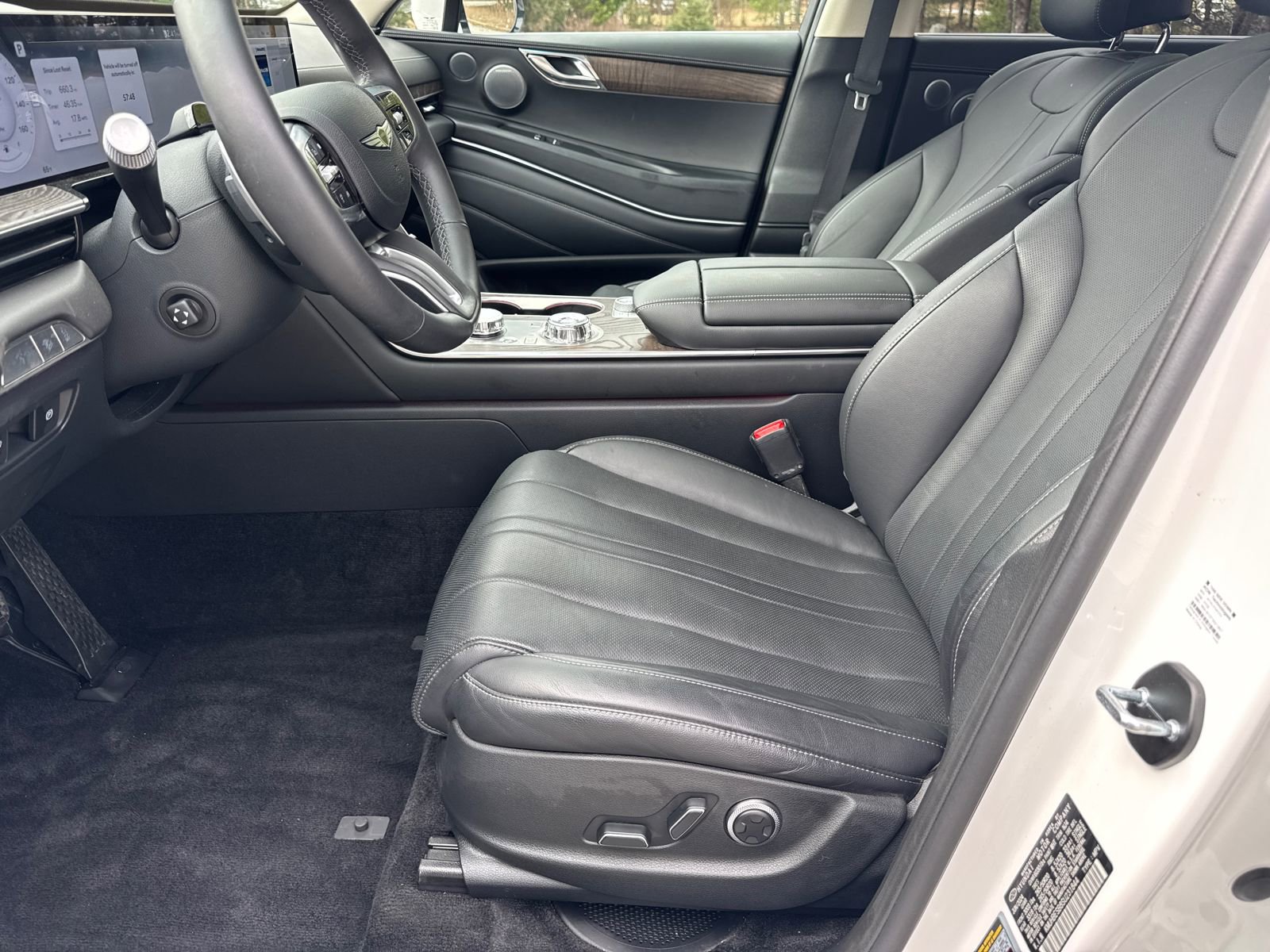 Used 2025 Genesis GV80 2.5T Advanced AWD/4WD image 9