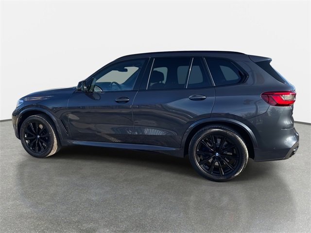 Used 2020 BMW X5 M50i w/ Premium Package image 3