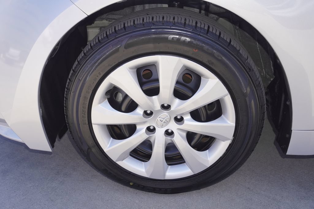 Certified 2024 Toyota Corolla LE FWD image 21