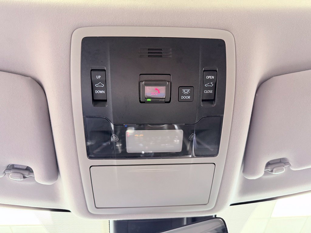 Used 2020 Lexus RX 350L Premium w/ Premium Package AWD/4WD image 67