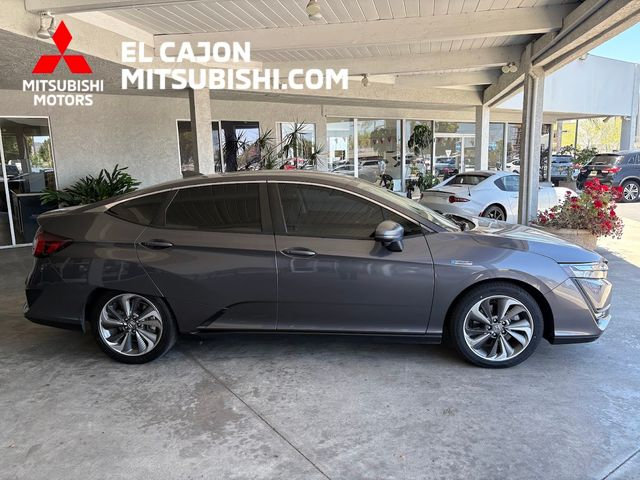 Used 2019 Honda Clarity Touring image 2