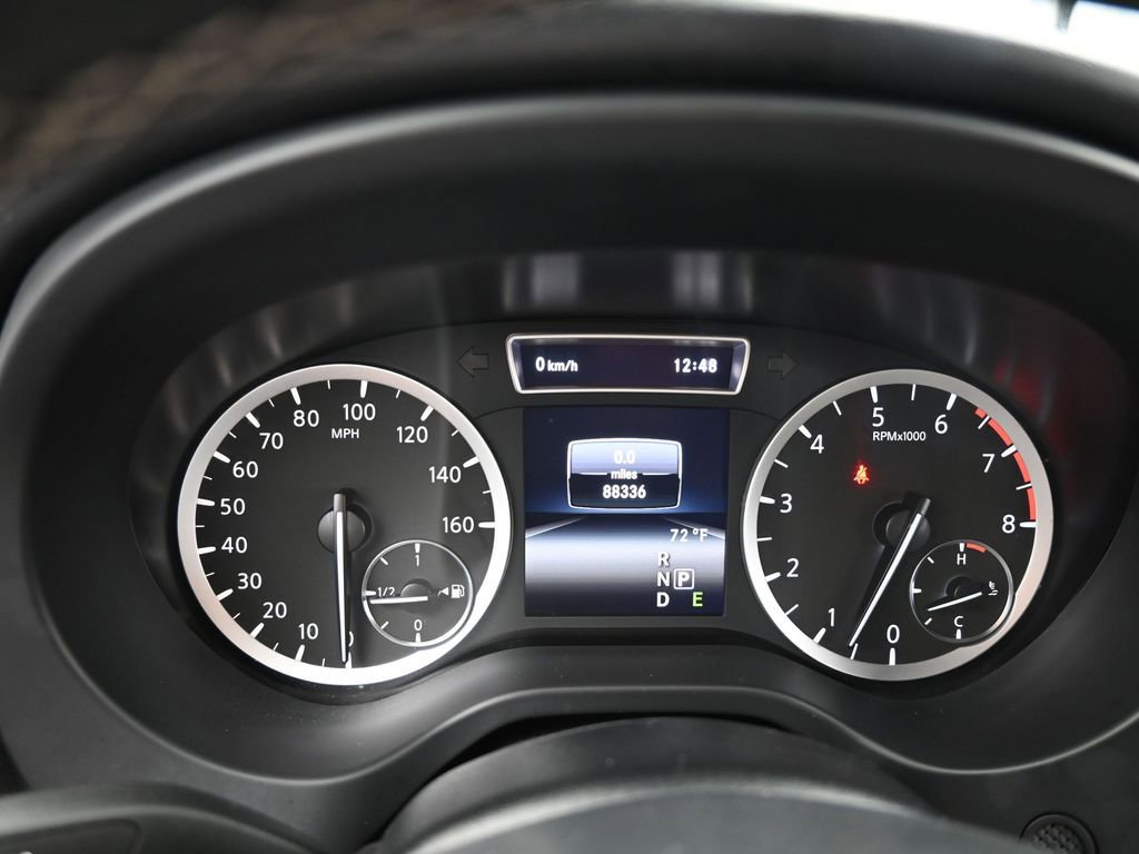 Used 2017 INFINITI QX30 Sport w/ Sport Leather Package image 30