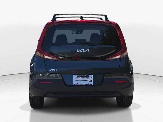 Used 2022 Kia Soul LX w/ Technology Package FWD image 7