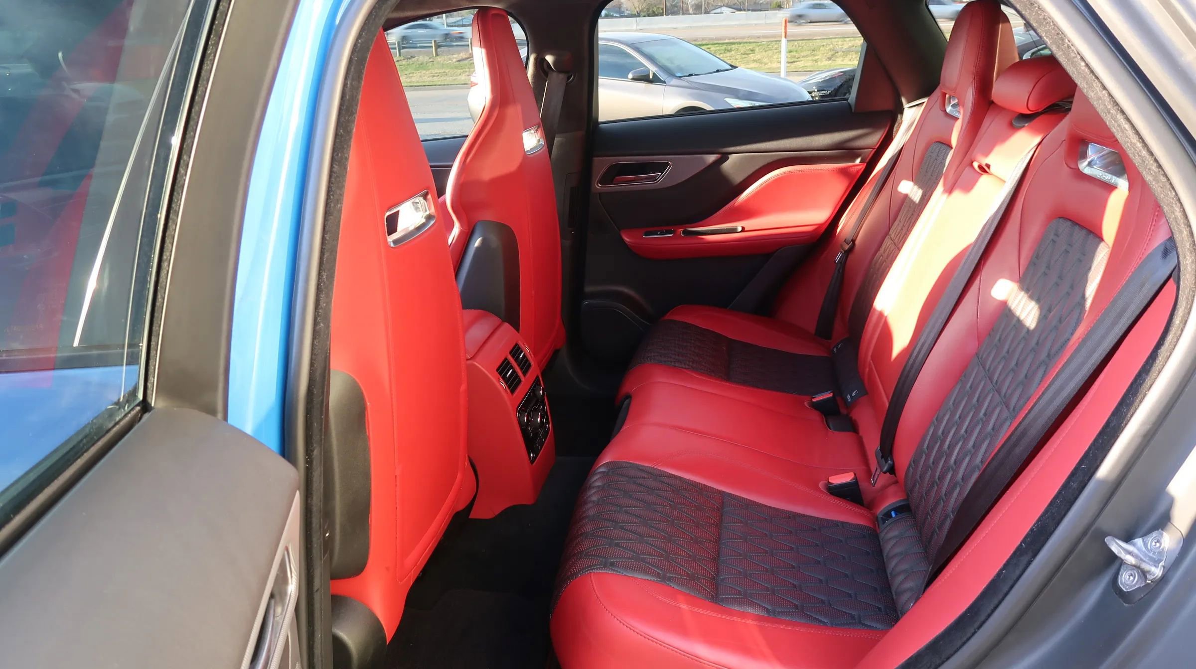 Used 2019 Jaguar F-PACE SVR AWD/4WD image 20