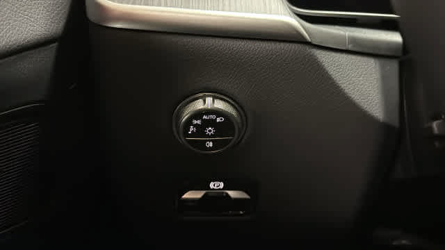 Certified 2026 Mercedes-Benz GLC 300 4MATIC image 16