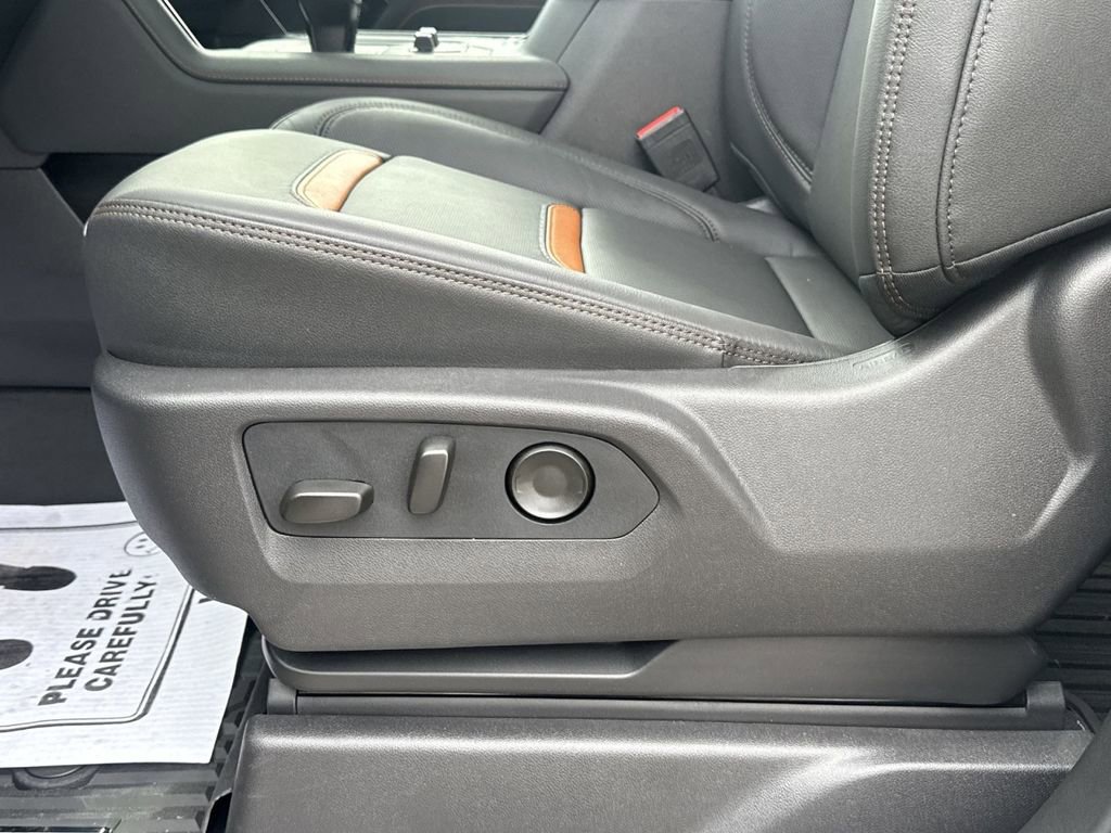 New 2026 GMC Sierra 1500 AT4 w/ Technology Package image 14