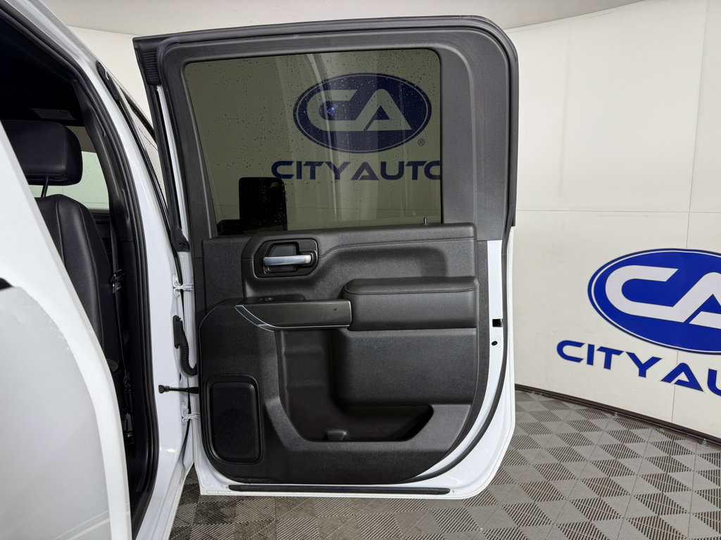 Used 2021 GMC Sierra 3500 AT4 w/ Gooseneck/5TH Wheel Package image 15