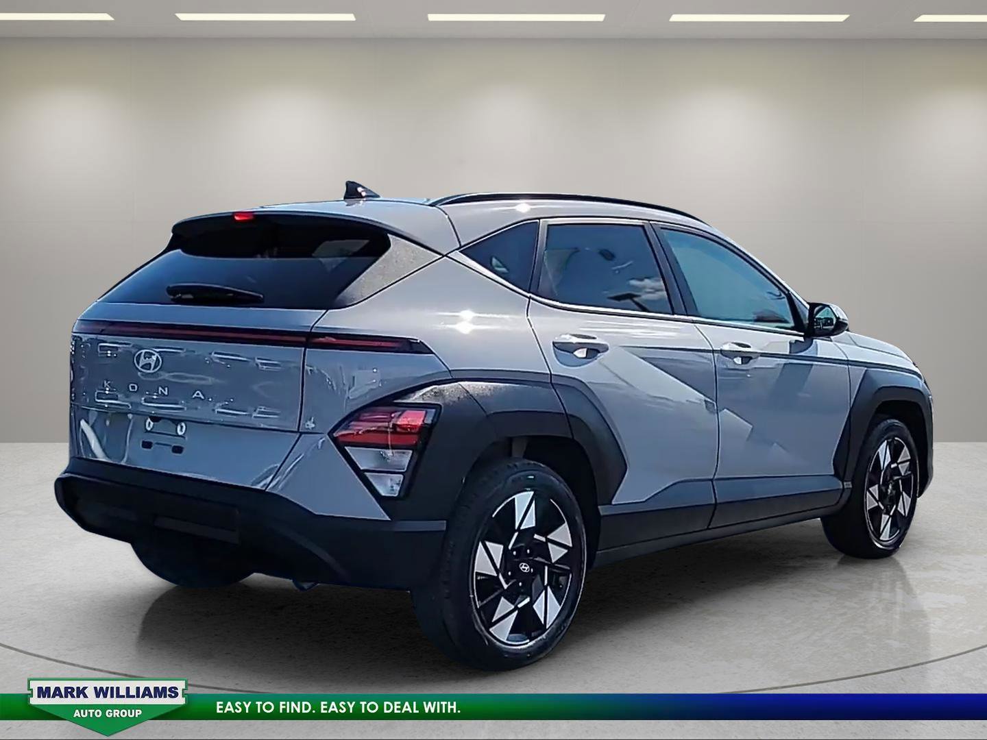 Used 2025 Hyundai Kona SEL image 4