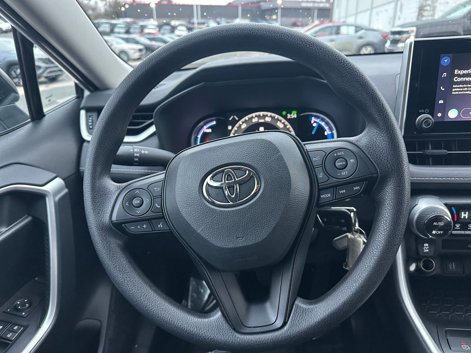 Used 2025 Toyota RAV4 LE image 27