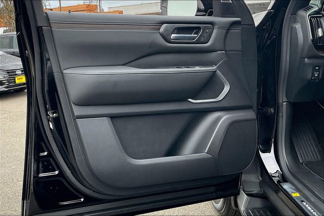 New 2025 Nissan Armada Platinum image 22