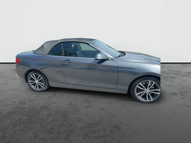 Used 2018 BMW 230i Convertible RWD image 9
