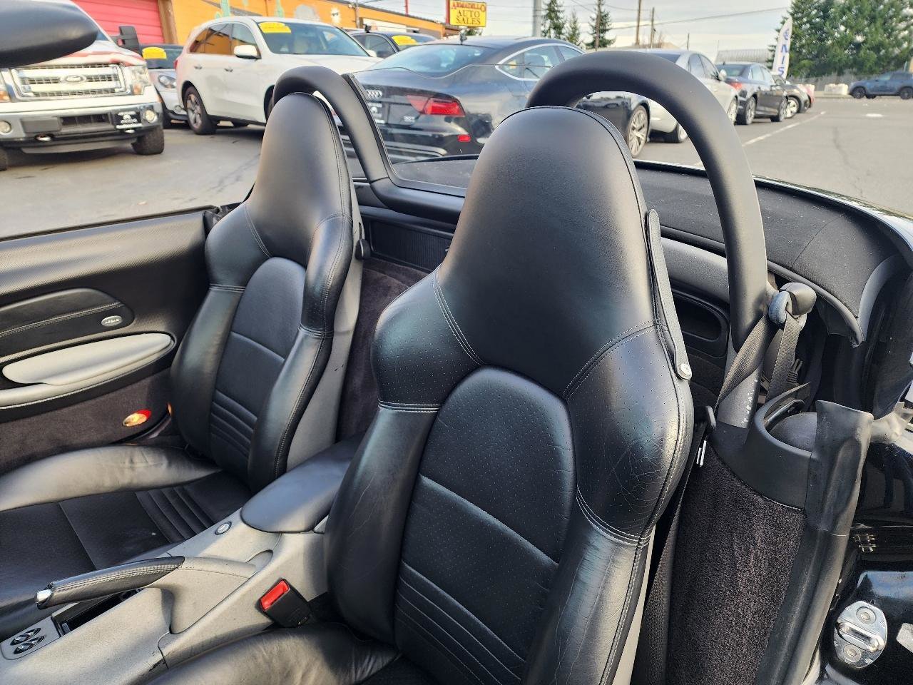 Used 2001 Porsche Boxster image 14