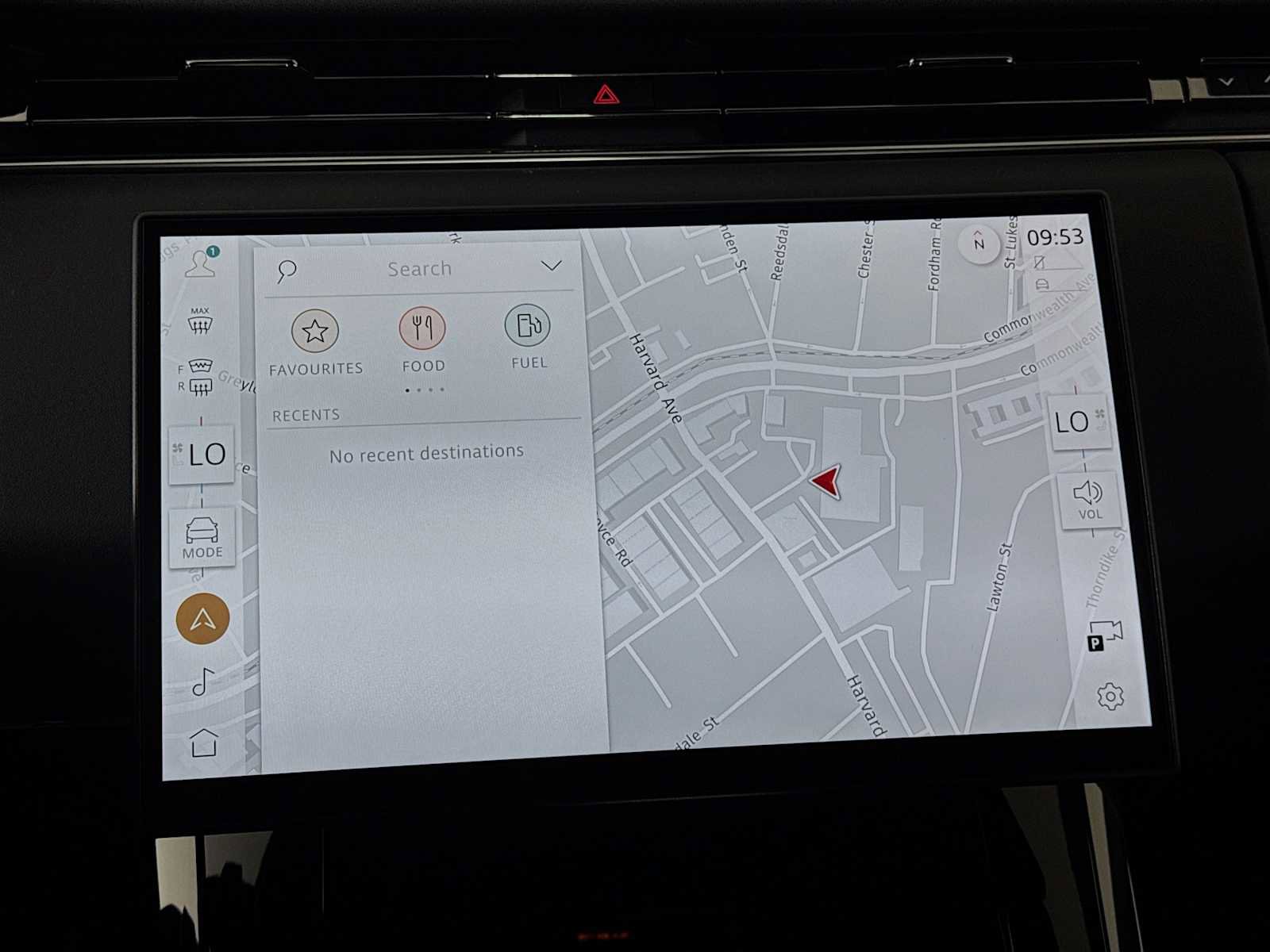 New 2025 Land Rover Range Rover Sport SE image 15