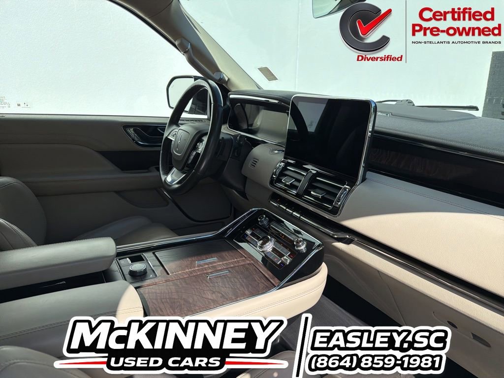 Used 2020 Lincoln Navigator 2WD image 40