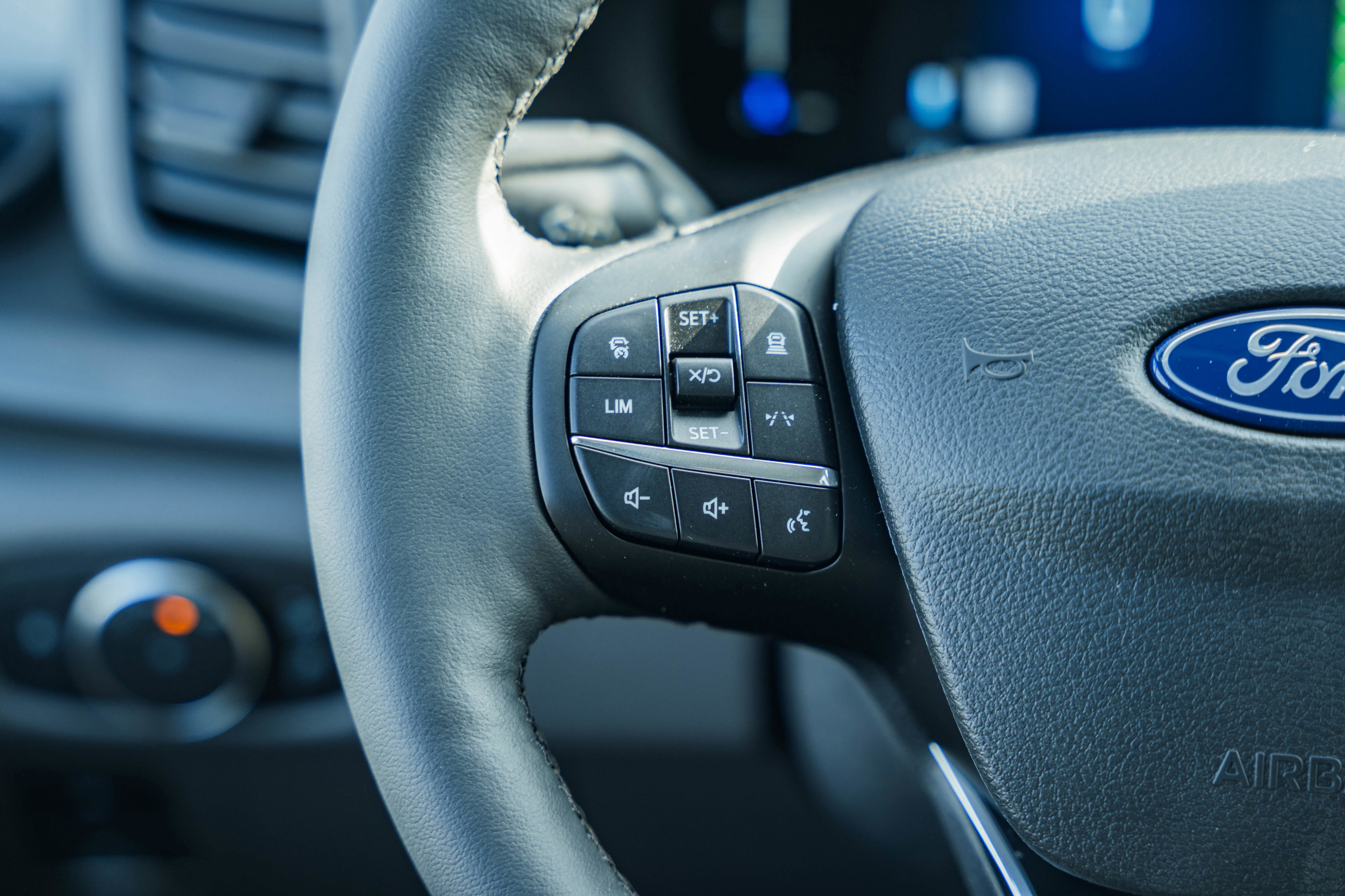 New 2026 Ford Transit 350 XLT image 30