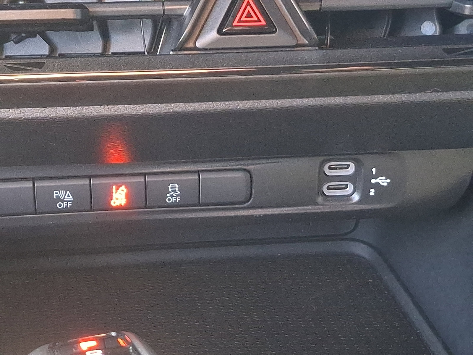 Used 2025 Dodge Charger R/T w/ Quick Order Package 25M R/T image 25