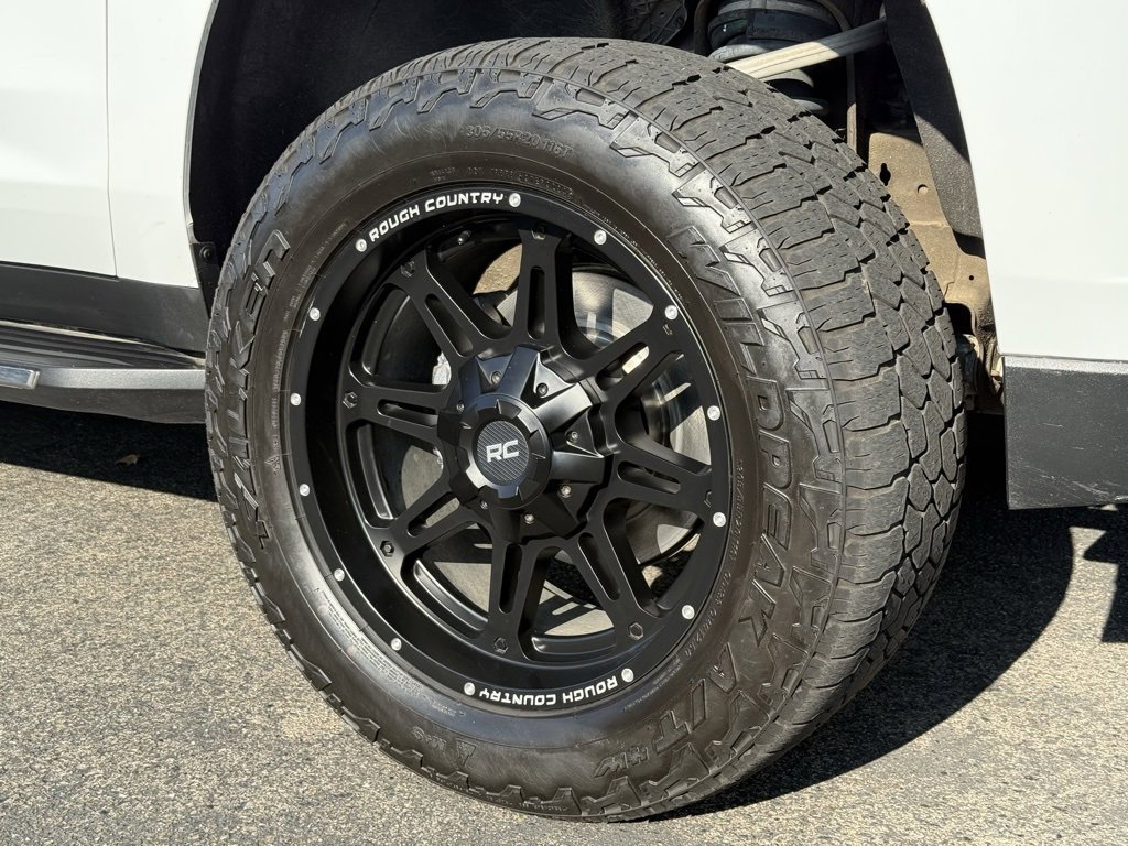 Used 2021 Chevrolet Tahoe LT image 16