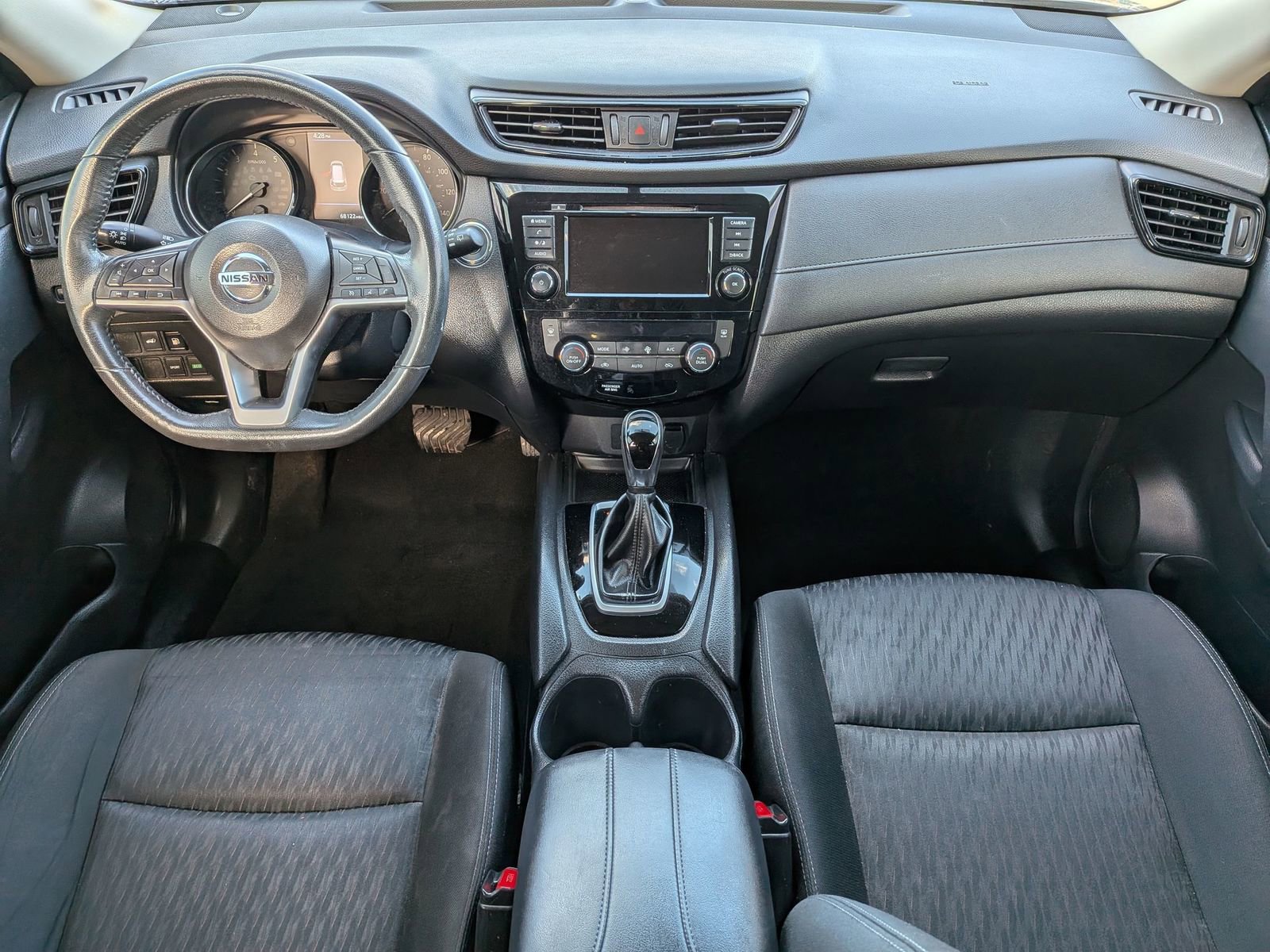 Certified 2018 Nissan Rogue SV image 18