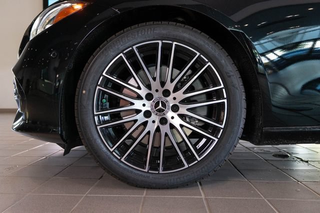 New 2026 Mercedes-Benz C 300 4MATIC Sedan image 9
