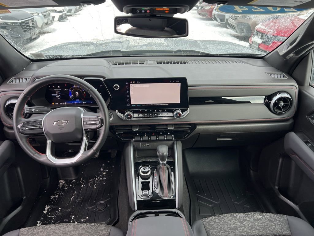 Used 2024 Chevrolet Colorado Z71 w/ Z71 Convenience Package 2 image 19