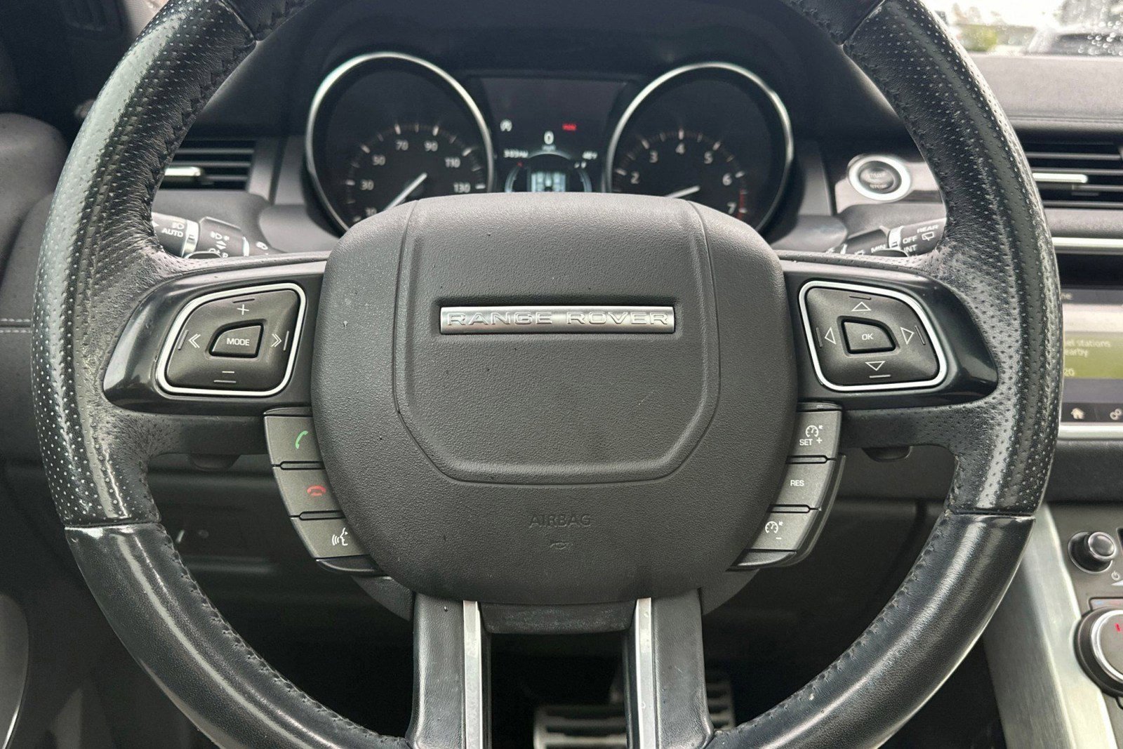 Used 2019 Land Rover Range Rover Evoque HSE Dynamic AWD/4WD image 14