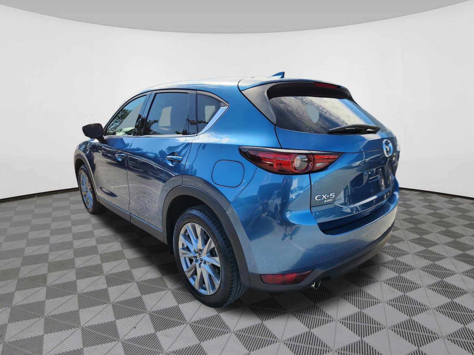 Certified 2021 MAZDA CX-5 Grand Touring Reserve AWD/4WD image 3