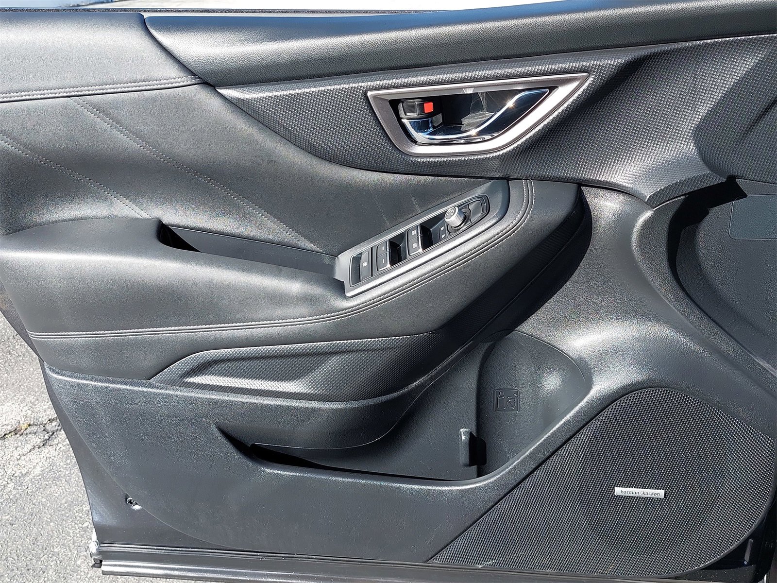 Used 2019 Subaru Forester Limited w/ Popular Package #3 image 27