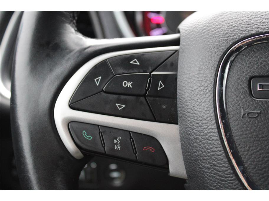 Used 2015 Dodge Challenger SXT Plus image 19