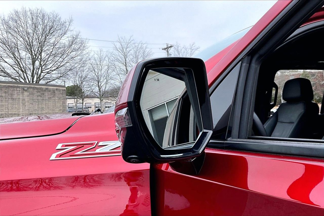 Used 2021 Chevrolet Tahoe Z71 w/ Luxury Package image 29