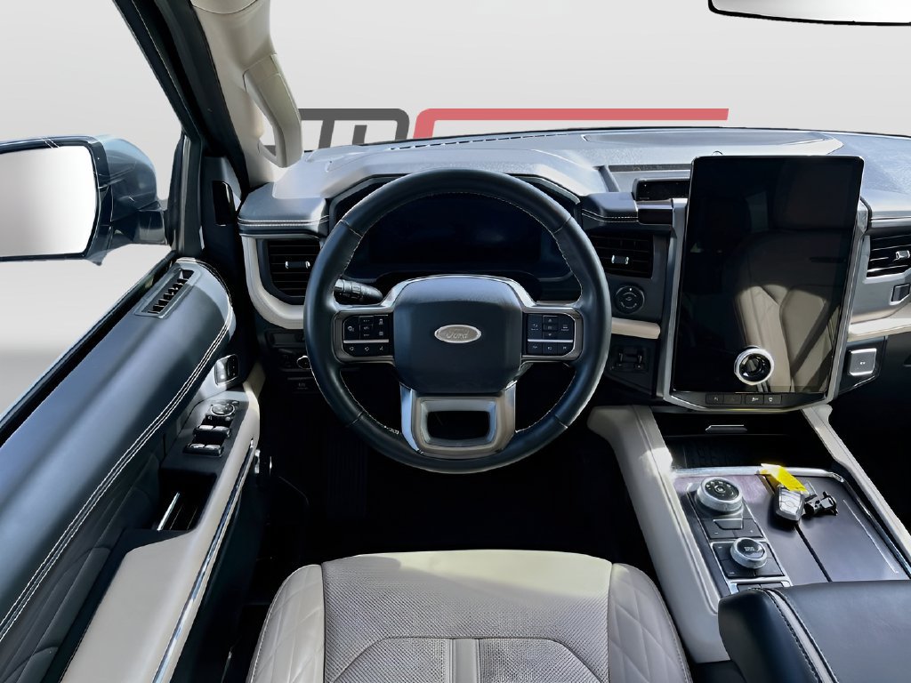 Used 2024 Ford Expedition Max Platinum AWD/4WD image 24
