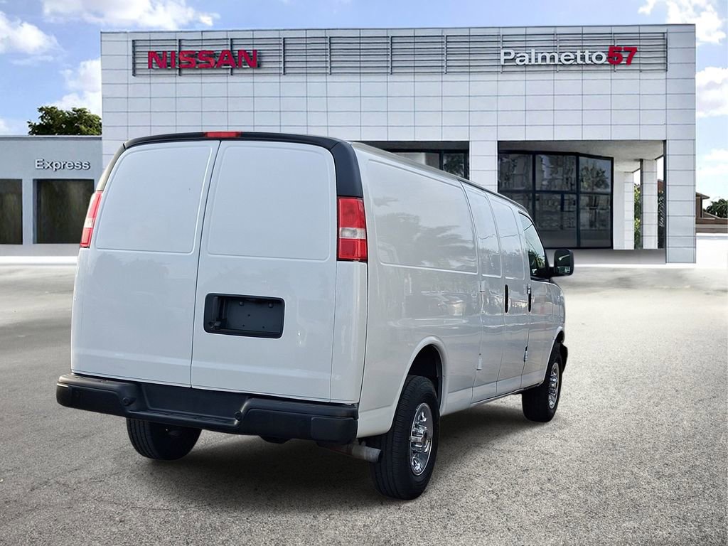 Used 2023 GMC Savana 2500 Extended w/ Driver Convenience Package image 6