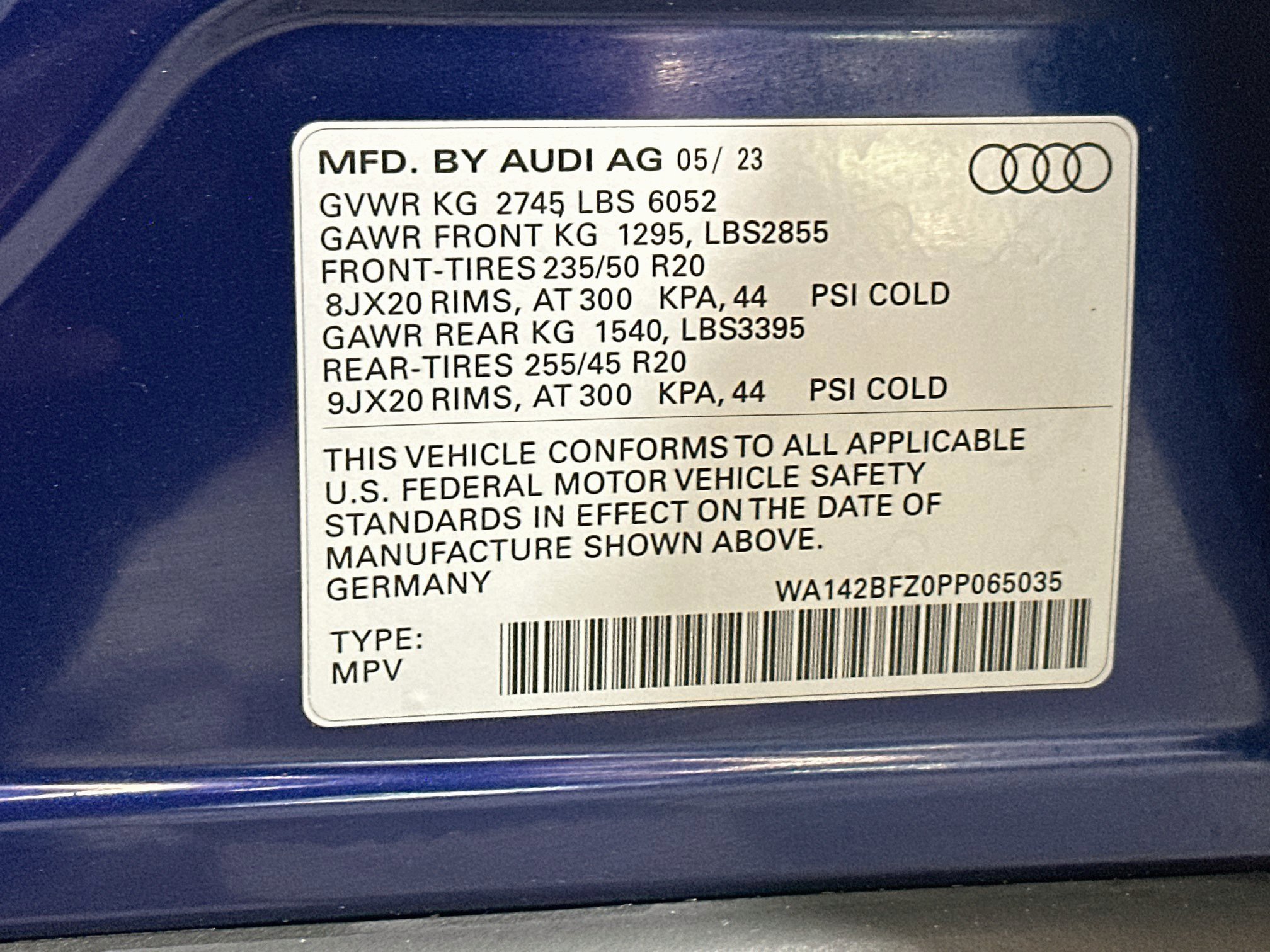 Certified 2023 Audi Q4 e-tron Prestige AWD/4WD image 32