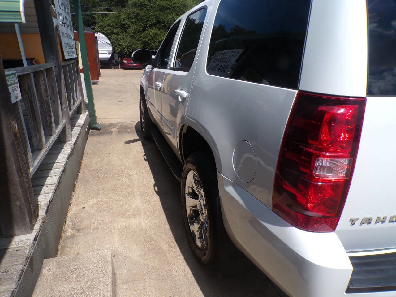 Used 2013 Chevrolet Tahoe LS w/ Convenience Package image 7