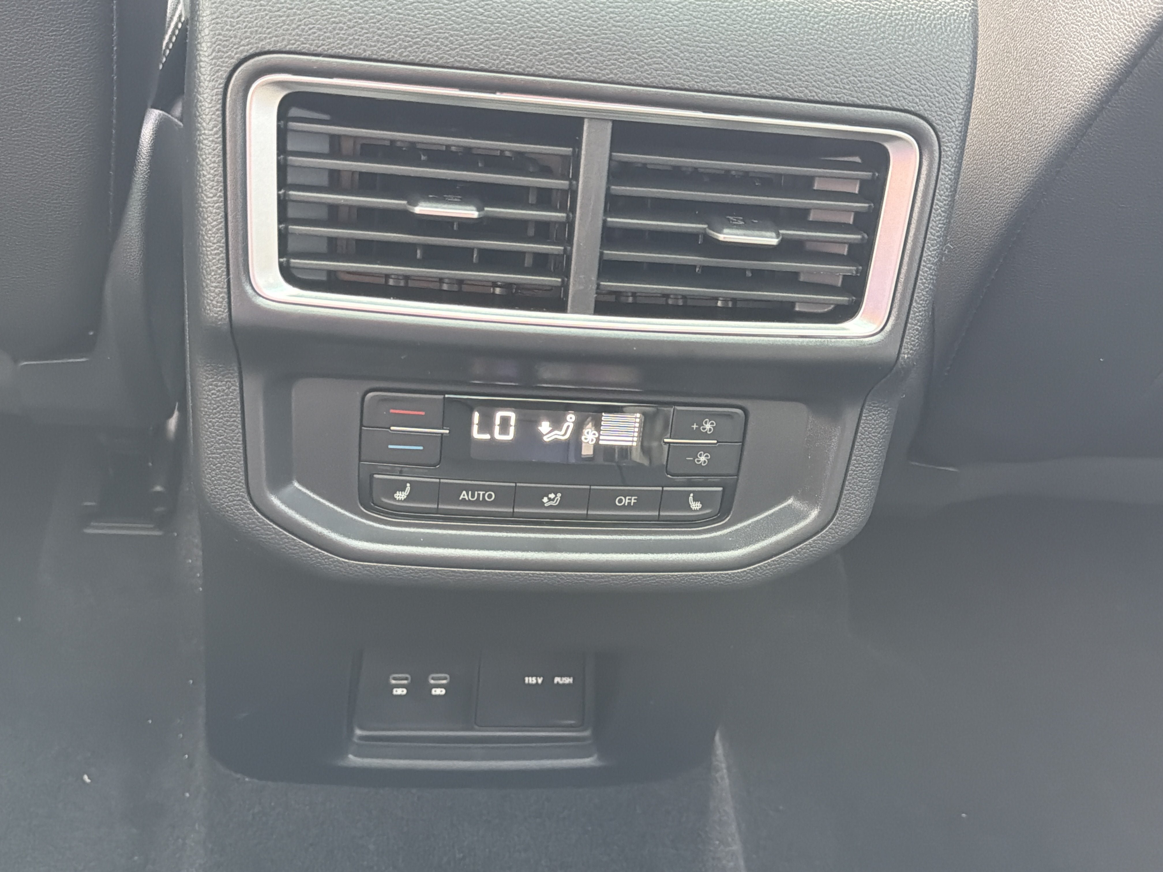 New 2026 Volkswagen Atlas SEL AWD/4WD image 24