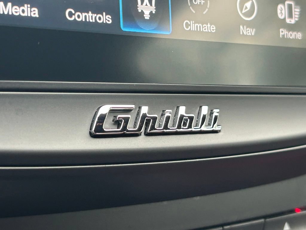 Used 2020 Maserati Ghibli RWD image 47