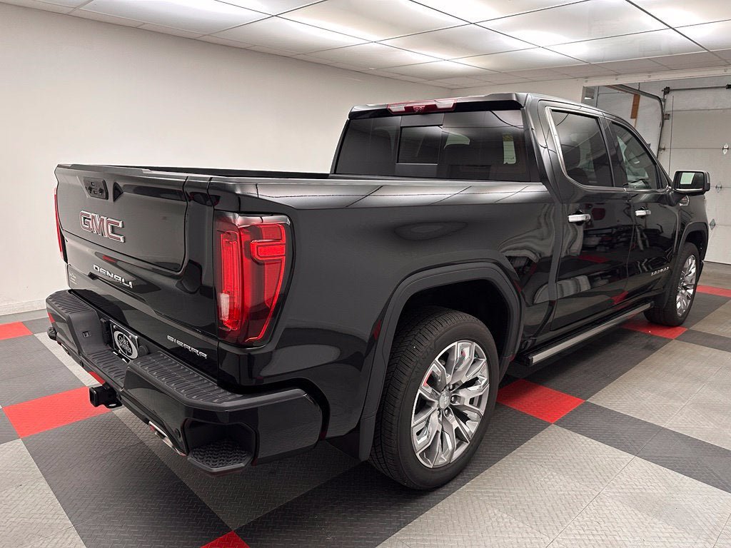 Used 2026 GMC Sierra 1500 Denali AWD/4WD image 6