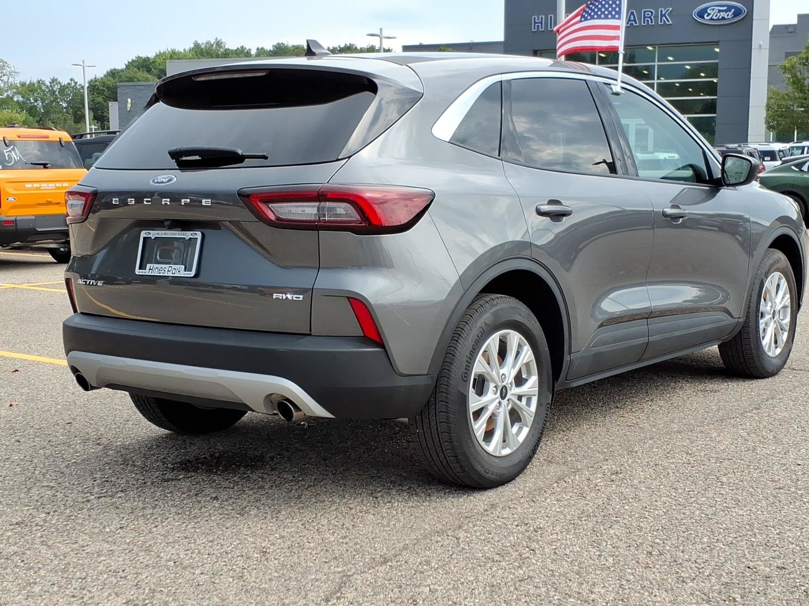 Certified 2023 Ford Escape Active AWD/4WD image 7