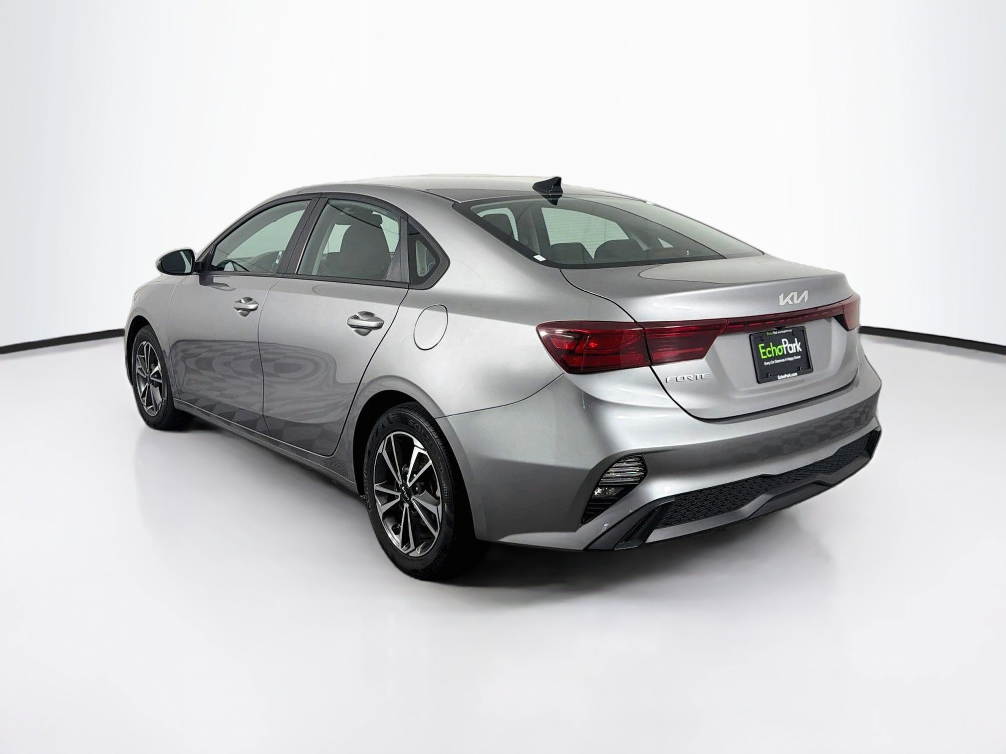 Used 2023 Kia Forte LXS FWD image 5