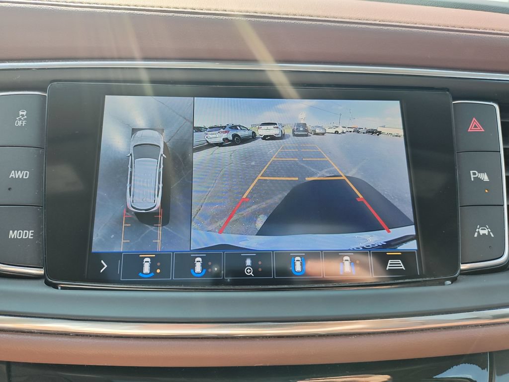 Used 2021 Buick Enclave Avenir w/ Avenir Technology Package AWD/4WD image 22