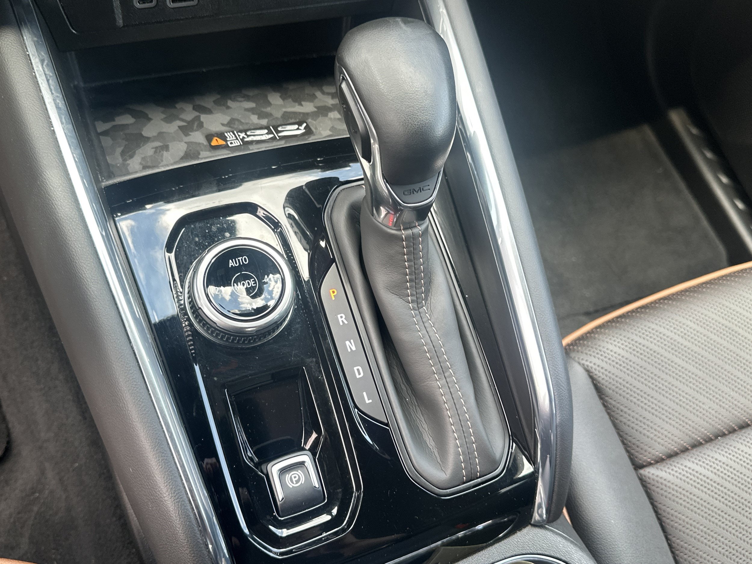Used 2023 GMC Canyon AT4 w/ AT4 Premium Package AWD/4WD image 27
